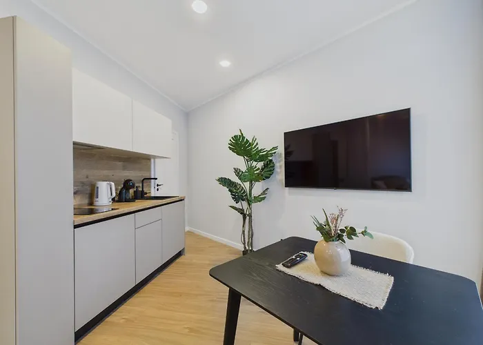 P6-a Old Town Apartment *