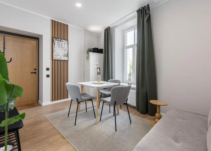 P6-a Old Town * Riga